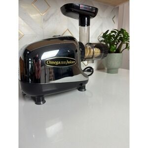 Omega Masticating Juicer Chrome Black Fruit Vegetable Cold Press 8000 Series